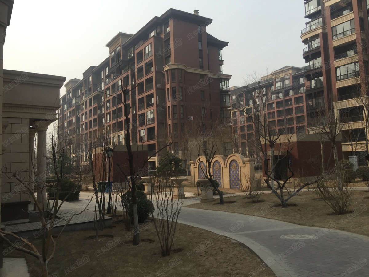 北京城建·琨廷楼体实景图