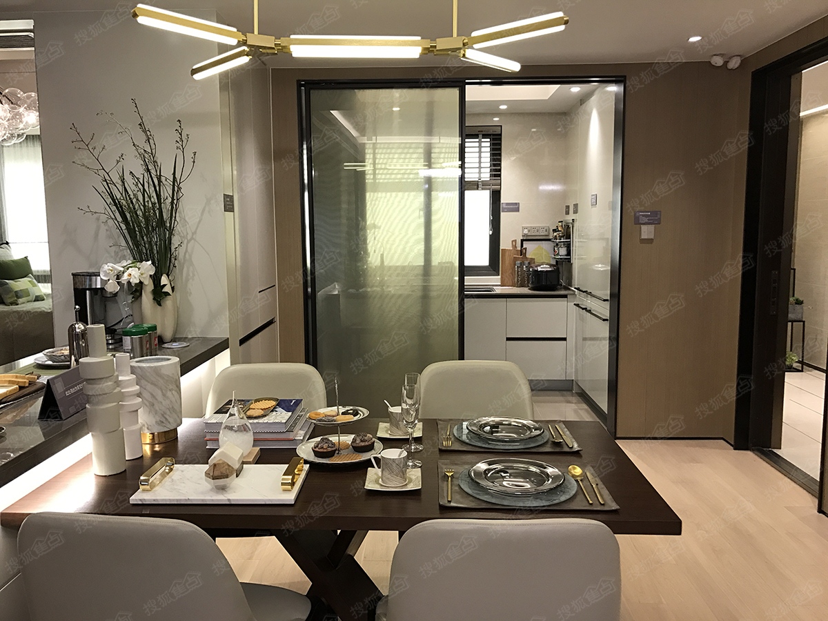 UNICITY万科天空之城120平3房样板间-餐厅-上