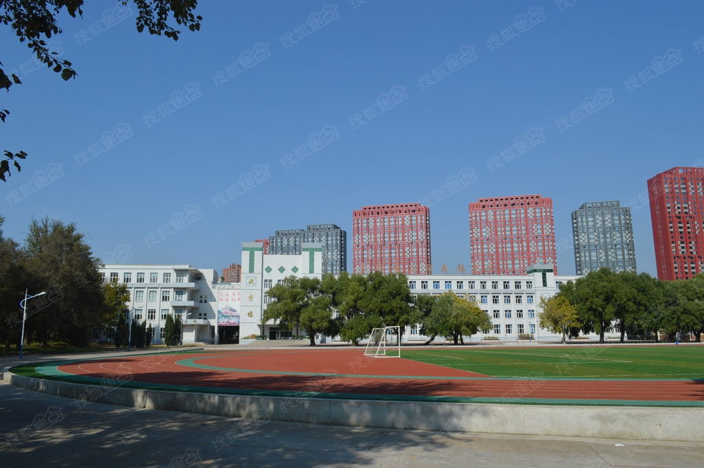 齐齐哈尔市民族中学简介